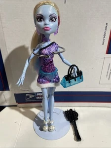 Monster High Doll- Abbey Bominable - Picture 1 of 8