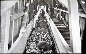 Vintage Magic Lantern Glass Slide INDUSTRIAL OCCUPATIONAL WOODEN CONVEYOR SYSTEM - Picture 1 of 2