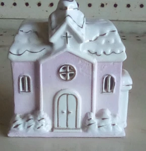 Ceramic Church house tea candle holder - Picture 1 of 6