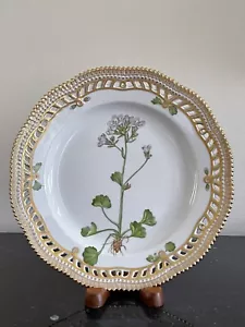 Royal Copenhagen Flora Danica Saxifraga Granulata L. Pierced Porcelain Plate - Picture 1 of 7