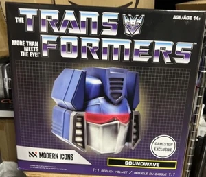 Hasbro Modern Icons Transformers Soundwave Helmet Replica GameStop Exclusive - Picture 1 of 5