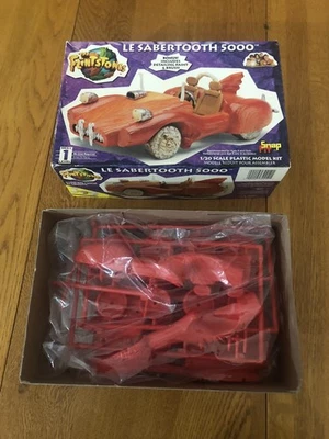 VTG 1994 FLINTSTONES LE SABERTOOTH 5000 1/20 MODEL LINDBERG SNAP FIT #72412 USA - Image 1 of 4