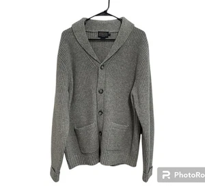 Pendleton Men’s Cardigan Sweater - Picture 1 of 3