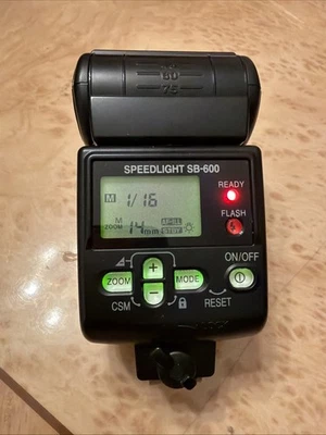 Nikon SB-600 Speedlight With Optional Stand for Flash Photography Tested Working - Image 1 of 4