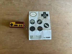 Tomy Nintendo Controller Keychain FOB Mini Miniature 2017 From N64 Mystery Ball - Picture 1 of 24