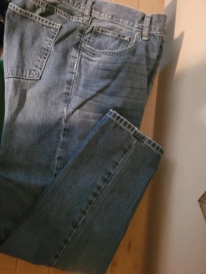 Pantalones de mezclilla para hombre Apt.9 calce recto 38x30 excelente estado 100 % algodón Foto 1 de 4