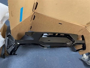 PARAGOLPES TRASERO BMW X4 G02 2022 MODELO SECCIÓN INFERIOR NUEVO ORIGINAL 51125A41F97 - Imagen 1 de 3
