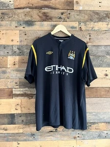 MANCHESTER MAN CITY AWAY 2009/10 FOOTBALL SHIRT SIZE 50 XXXL 3XL MENS UMBRO 2XL - Picture 1 of 12
