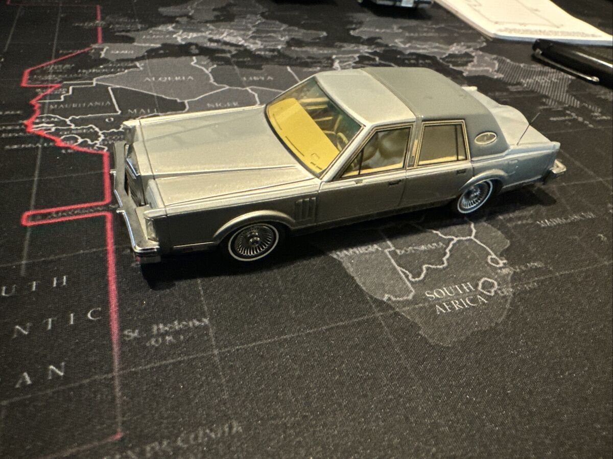 Neo Scale Models Lincoln Diecast Cars, Trucks & Vans for Neo Scale Models Lincoln Diecast Cars, Trucks & Vans for