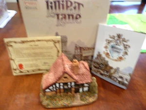 NEW Vintage Oak Lodge 1984  Lilliput Lane  Collection House W/BOX and DEED $16 - Picture 1 of 7