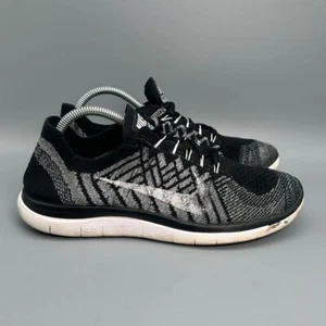Nike Free 4.0 Flyknit Damen 7 schwarz grau Oreo Laufschuhe Spitze niedrig Turnschuhe - Bild 1 von 10