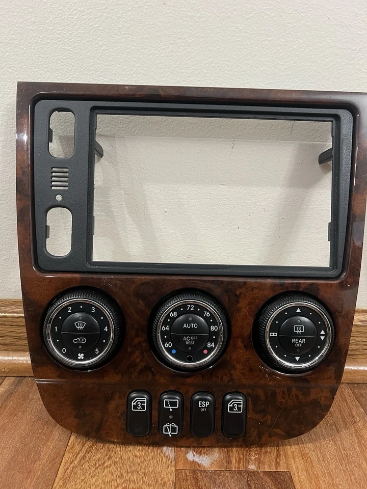 A1638202889 Mercedes Benz ML163 Center Console AC A/C Heater Switch Trim Assembl - Image 1 of 4
