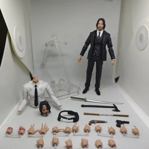 New Medicom Toys John Wick Chapter 4 Keanu Reeves MAFEX No. 212 - Picture 1 of 6