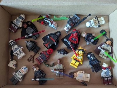 LEGO Star Wars Minifiguren Konvolut - 18 Figuren (Original + Custom) - Bild 1 von 3