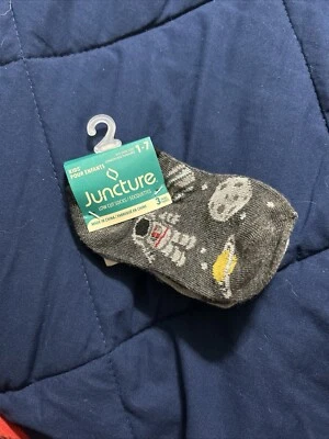 Nuevo con etiquetas Juncture 3 pares de calcetines de corte bajo para niños se adaptan a tallas de zapatos 1-7 Foto 1 de 2