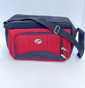 American Tourister Black /Red Carry On Shoulder Overnight Bag Duffel 15x9x10 - Picture 1 of 7