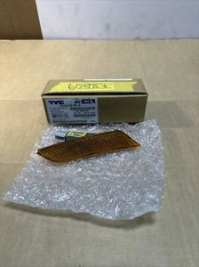 Front Left Replacement Side Marker Light Cadillac ATS TYC 18-6132-00-9 - Picture 1 of 6