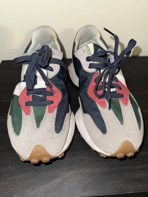 New Balance 327 - Image 1 of 4