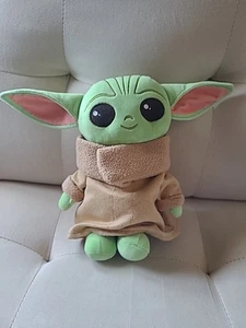 Disney Star Wars Plush Grogu Baby The Mandalorian SUPER Cute and Soft 9" - Foto 1 di 4