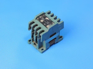 ISKRA Motorschutz Schütz K0-22 E 220V Schaltschutz Relais     inkl. Rechnung - Bild 1 von 3