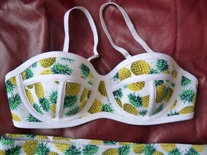 BNWOT Bikini top neoprene green yellow pineapple size L - Picture 1 of 3