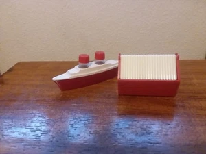 Vintage alte Salz & Pfefferstreuer Set Kunststoff DAMPFSCHIFF mit Zahnstocherhalter - Bild 1 von 6