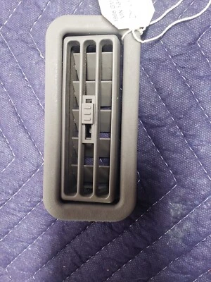 Blazer S-10 Sonoma Jimmy ventilación de tablero OEM 1994 1995 1996 1997  Foto 1 de 3