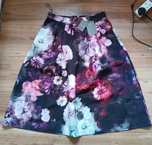 Oasis Dark Floral Ladies Women's Skirt Size 10 New with Tag Autumn Wear - Picture 1 of 8