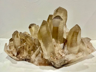 LARGE CITRINE CLUSTER QUARTZ CLUSTER THE SOLAR MANIFESTOR  7.195 Kg - Image 1 of 4