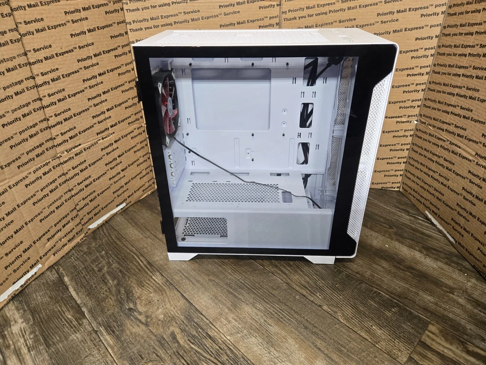 Estuche para computadora mini torre Micro-ATX Micro-ATX de vidrio templado edición nieve Foto 1 de 4