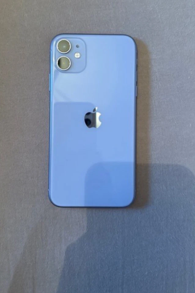 iphone 11 128gb with app tiktok and acount, in very good condition - Imagen 1 de 1