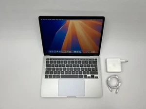 Apple MacBook Pro Retina 13,3“ M1 8C CPU 8C GPU 512 GB SSD 16 GB Ram 2020 Silber - Bild 1 von 9