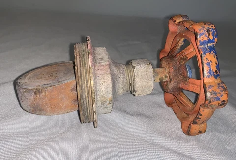 d9 Vintage Industrial Gate Valve Handle Steampunk Man Cave Designer Cover