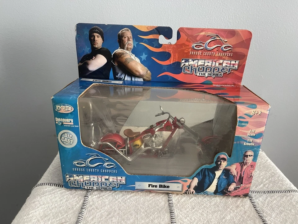 Orange County Chopper -  Fire Bike - Red - American Chopper Series 1:18 - Image 1 of 4