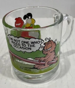 McDonald's Garfield Cat Odie Teeter Totter Glass Cup Mug Jim Davis 1978 Vintage - Picture 1 of 6