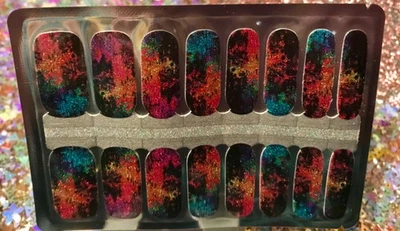 tiras de esmalte de uñas de colores 16ct, espacio Oddesey Foto 1 de 2