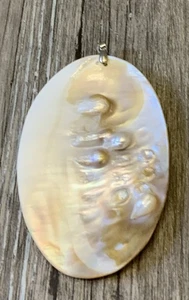 Muschelanhänger Anhänger Muschel natur eingewachsene Perle ca. 90x60mm (L1n17) - Bild 1 von 3