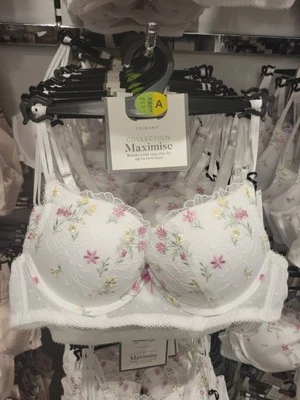 Бюстгальтер Primark на 2 размера больше Boost Cottage Core Maximise кружевной пуш-ап ТОЛСТЫЙ коврик - Изображение 1 из 4