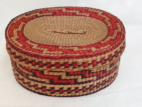 Vtg 6" Hand-Woven SWEET GRASS BASKET w Lid Red Black Multicolor FREE SHIPPING Cover