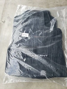 Alfombrillas negras Subaru Ascent. P/N J505SXC000, Piezas Originales, NUEVO en Paquete - Imagen 1 de 6