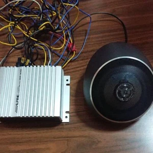 Alpine Center Speaker Amplifier Set - Picture 1 of 3