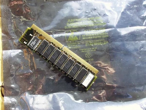 IDT cache memory 256kb SRAM 7MPV6186256S15M level 2 15ns COAST for PC66 PowerPC - Picture 1 of 3