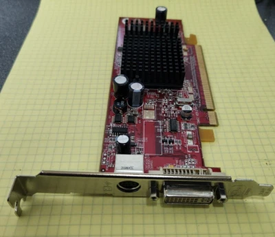 HP 398332-001 353049-003 ATI Radeon X300 SE 128MB PCIe DVI Graphics Card - Image 1 of 4