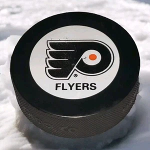 PHILADELPHIA FLYERS NHL VINTAGE GIL STEIN INGLASCO PRO MODEL OFFICIAL GAME PUCK - Bild 1 von 13