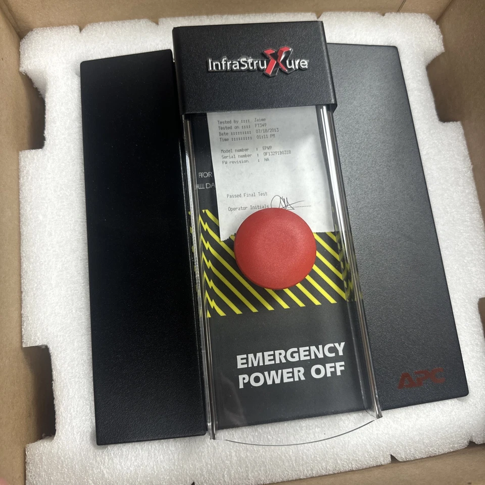 BOTÓN DE APAGADO DE EMERGENCIA DE INFRAESTRUCTURA APC (EPW9) Foto 1 de 2