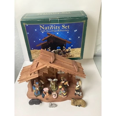 Belén de porcelana pintado a mano vintage de 12 piezas establo de madera decoración navideña Foto 1 de 4