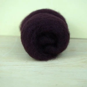 Carded Maori Wool Purple 50g for needle and wet felting DHG Wool Batt - Picture 1 of 4