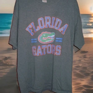 FLORIDA GATORS HERREN LOGO T-SHIRT GRÖSSE XLARGE - Bild 1 von 3