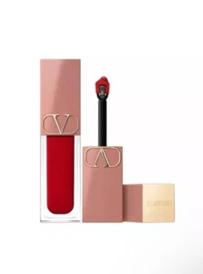 Valentino Liquirosso 2 in 1 Lip & Blush Stick Shade #22A Rosso Valentino - Foto 1 di 3