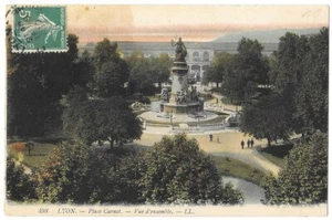LYON (69) Place Carnot Vue d'ensemble CPA écrite timbrée oblitérée colorisée - Picture 1 of 2
